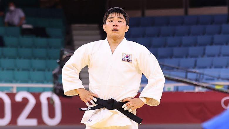 Ahn Chang-rim là nhà vô địch Judo thế giới thứ hai của Hàn Quốc lọt Top 10. Anh có 54 phiếu bầu.