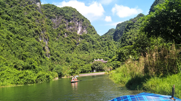 Vẻ đẹp nguyên sơ bí ẩn ở nơi Phật Hoàng xuất gia ảnh 6