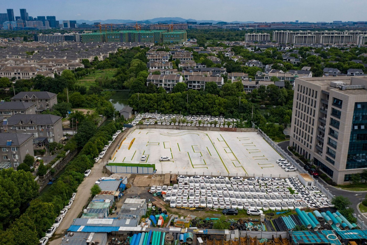 Số xe điện tại Trung Quốc chiếm đến 2/3 sản lượng hiện tại trên toàn thế giới Số xe điện tại Trung Quốc chiếm đến 2/3 sản lượng hiện tại trên toàn thế giới