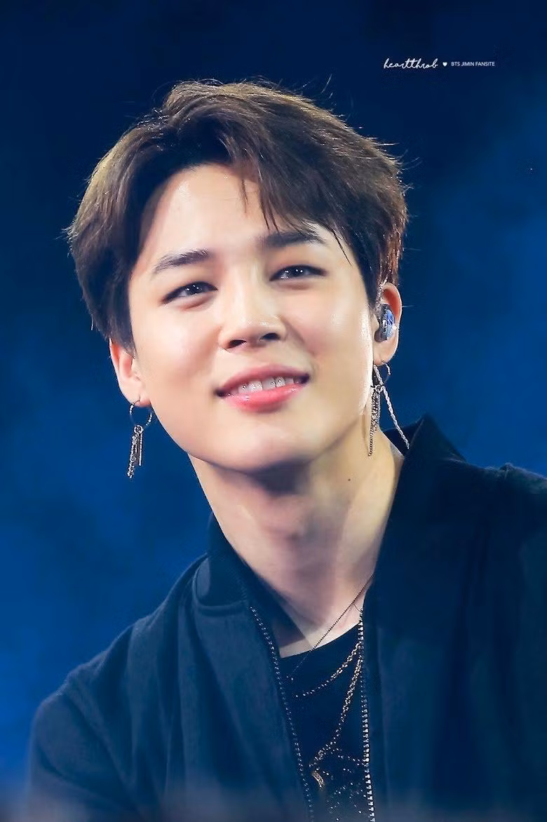 3. Park Jimin (BTS) giữ vị trí thứ 3 với hơn 44.000 bình chọn.