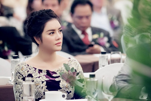 Người đẹp cho biết: 