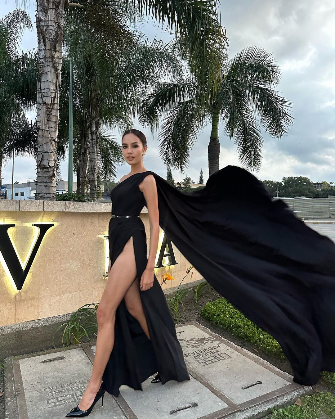 Cuộc thi Hoa hậu Hoàn vũ Thái Lan 2024 tìm kiếm đại diện của xứ sở chùa vàng tại Hoa hậu Hoàn vũ 2024 tổ chức ở Mexico vào cuối năm nay. Năm 2023, đại diện Thái Lan tại Miss Universe là người đẹp Anntonia Porsild, chung cuộc cô giành giải Á hậu 1. Đây là thành tích cao nhất của Thái Lan tại đấu trường Miss Universe trong 35 năm qua.