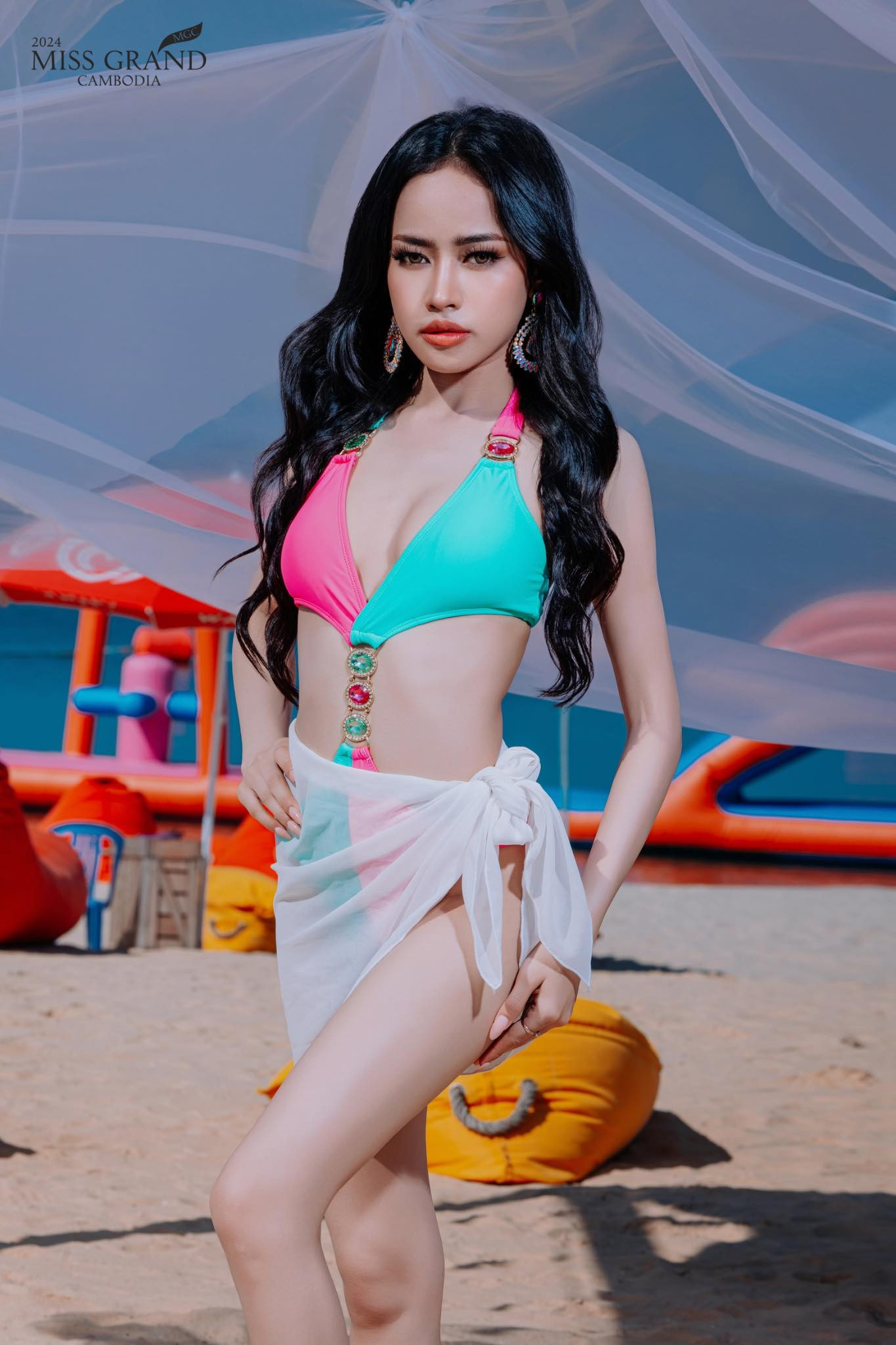 Sau thành công của Pich Votey Saravody - Á hậu 5 Hoa hậu Hòa bình Quốc tế 2022, cuộc thi Miss Grand International nhận được sự chú ý ở Campuchia. Cuộc thi cấp quốc gia tại Campuchia được tổ chức hoành tráng với nhiều vòng thi.