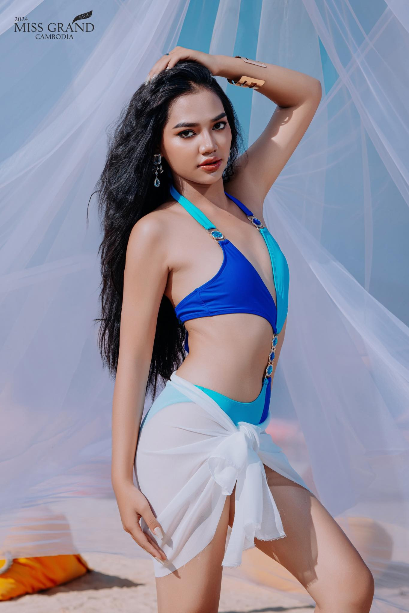 Chung kết Hoa hậu Hòa bình Campuchia 2024 diễn ra ngày 21/6. Người chiến thắng giành quyền đại diện Campuchia tại Hoa hậu Hòa bình Quốc tế 2024 tổ chức ở Myanmar vào tháng 10.