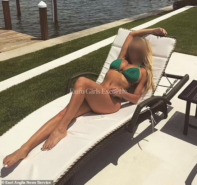 Các cô gái rao bán mình trên trang web. Họ có mặt ở Cannes trong suốt thời gian diễn ra liên hoan phim để tìm kiếm "con mồi béo bở". Ảnh: EANS.