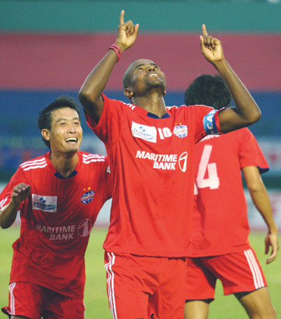 Niềm vui chiến thắng của Philani và đồng đội Ảnh: Tường Vũ