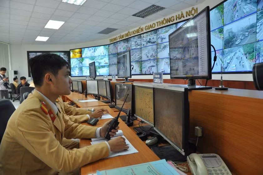 Trung tâm điều khiển giao thông Hà Nội (ảnh: Vân Sơn)