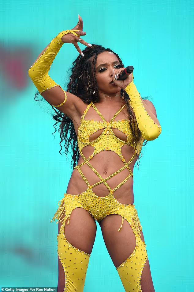 Các nghệ sĩ tham gia sự kiện đều là những ngôi sao đa tài của làng giải trí xứ sở cờ hoa, biểu diễn nhiều thể loại âm nhạc như hip-hop, rock và R &amp; B...