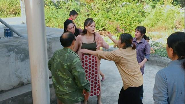 Bà Xuân (Quách Thu Phương) trả giá cho sự nhẹ dạ