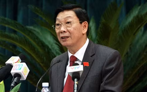 Chủ tịch Nguyễn Thế Thảo cho biết, chính quyền cũng có thể mua lại nhà thương mại để biến thành nhà tái định cư hoặc cho công nhân viên chức thuê