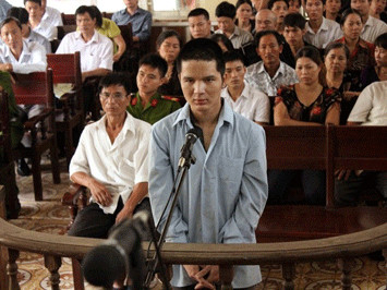 Nguyễn Hữu Điều tại phiên tòa