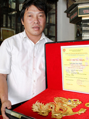 Nghệ nhân Trần Văn Anh giới thiệu Kim Long 