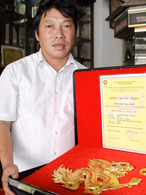 Nghệ nhân Trần Văn Anh giới thiệu Kim Long 