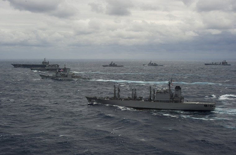 Về phía Nhật Bản, lớn nhất là tàu khu trục chở trực thăng lớp Hyuga và các tàu khu trục Aegis cùng nhiều kiểu loại khác