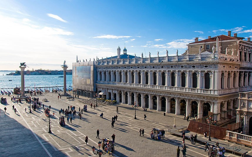 Tòa nhà tại quảng trường St Mark's Square, Venice, nước Ý 