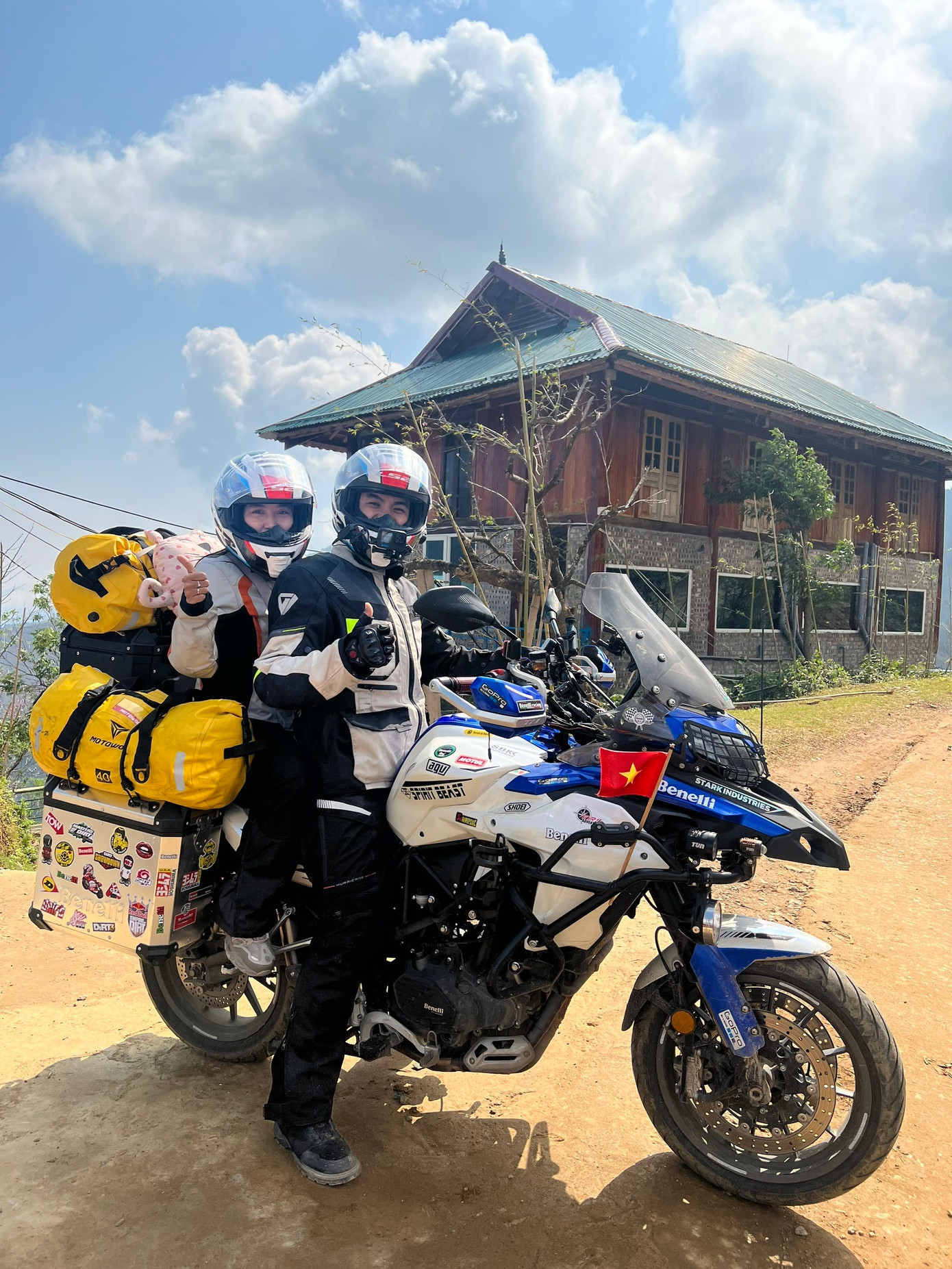 Trăng mật xuyên Việt ảnh 6 Chuyến trăng mật đặc biệt là lời hứa của Rin và Miên từ khi còn yêu nhau.