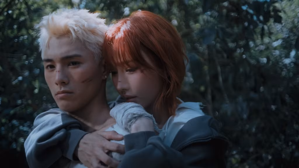 Ở phần bình luận, fan hào hứng phân tích về câu chuyện đậm tính giả tưởng của hai nhân vật chính. Ở phần bình luận, fan hào hứng phân tích về câu chuyện đậm tính giả tưởng của hai nhân vật chính.