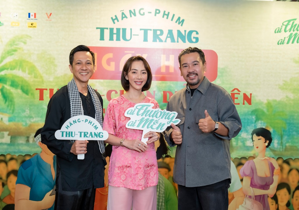 Thu Trang xuất hiện rạng rỡ tại buổi casting.