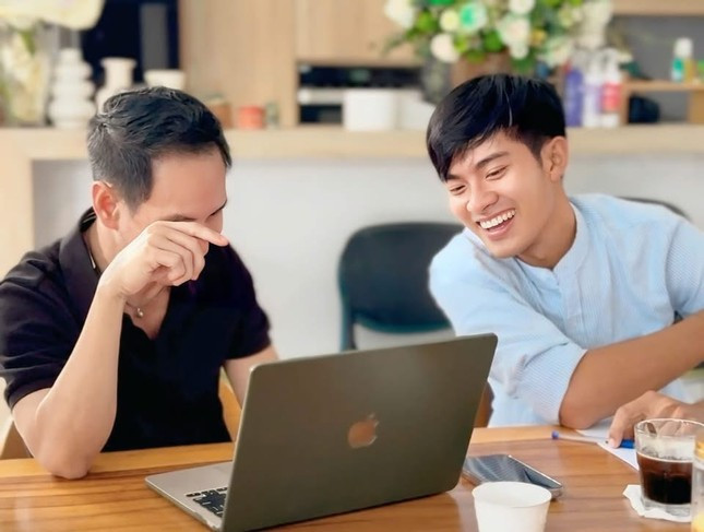 Nhân vật mà Lê Tuấn Khang đảm nhận trong Lật Mặt 8 vẫn còn là một ẩn số? Nhân vật mà Lê Tuấn Khang đảm nhận trong Lật Mặt 8 vẫn còn là một ẩn số?