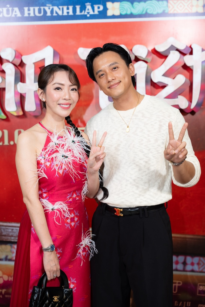 Diễn viên - NSX Thu Trang cùng với Mai Tài Phến.