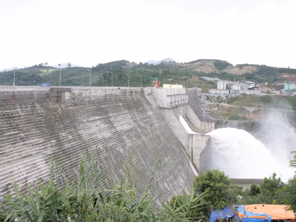Đập nước Thủy điện Sông Tranh 2 gây ra động đất ở Bắc Trà My