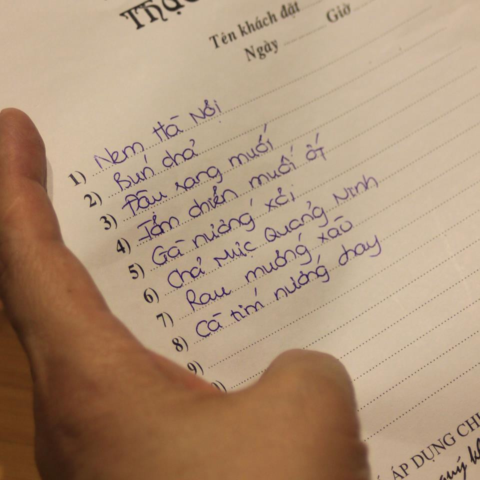 Ông Obama thưởng thức bún chả Hà Nội ảnh 35