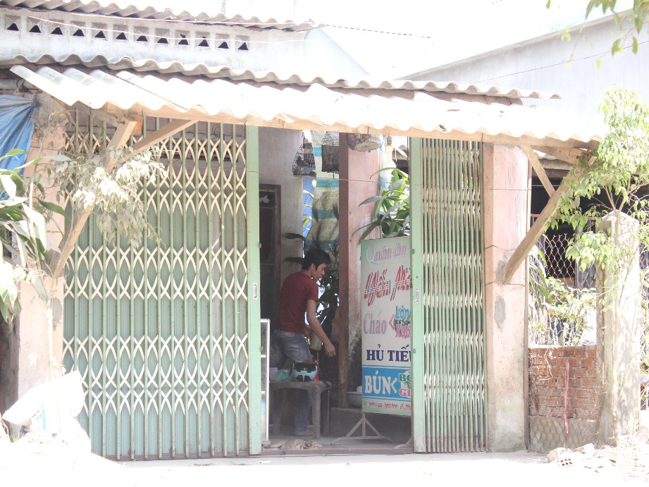 “Địa ngục trần gian” của bé gái 10 tuổi