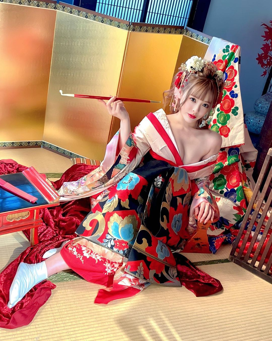 Ogura chuyển hướng hoạt động từ diễn viên phim người lớn sang quay các chương trình tạp kỹ ở Hàn Quốc. Ảnh: IG. Ogura chuyển hướng hoạt động từ diễn viên phim người lớn sang quay các chương trình tạp kỹ ở Hàn Quốc. Ảnh: IG.