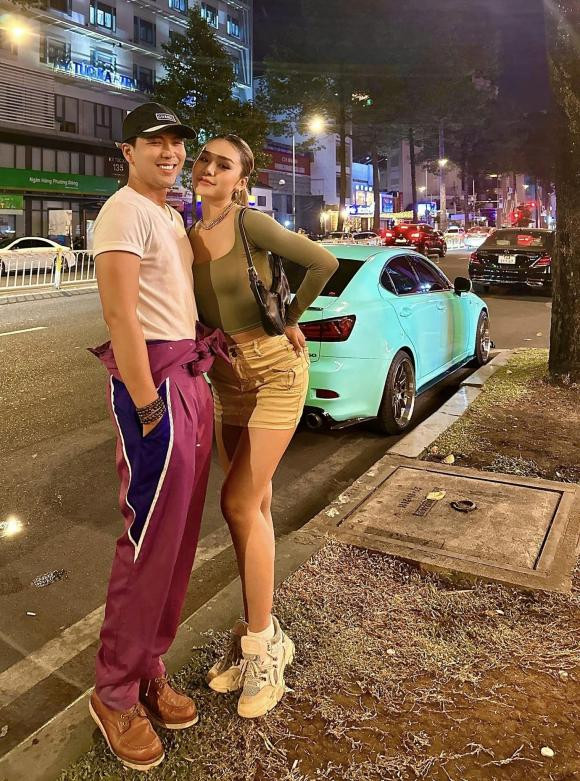 Những khoảnh khắc đời thường của cặp đôi. Những khoảnh khắc đời thường của cặp đôi.