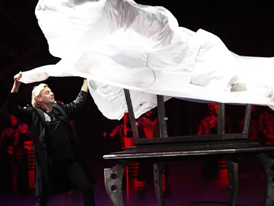 Chương trình nghệ thuật ảo thuật Incanto đang thu hút khán giả