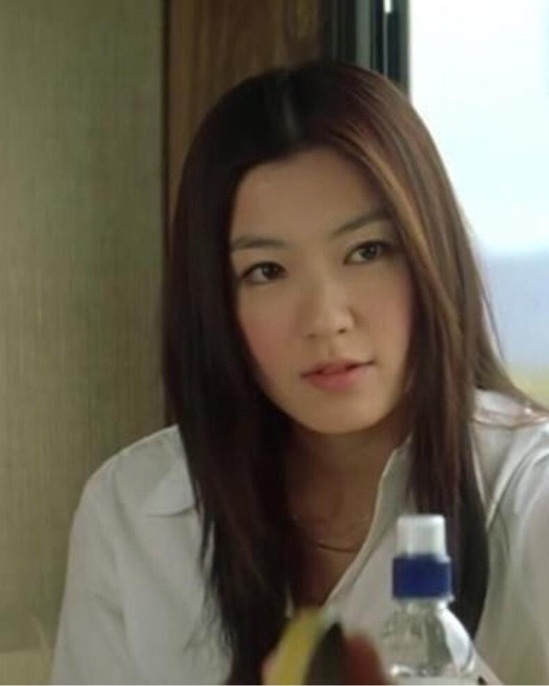 Lâm Hy Lôi từng được mệnh danh là một trong những "ngọc nữ xứ Đài". Lâm Hy Lôi từng được mệnh danh là một trong những "ngọc nữ xứ Đài".