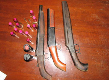 Các đối tượng đã dùng súng hoa cải để thanh toán nhau. Ảnh minh họa.. Các đối tượng đã dùng súng hoa cải để thanh toán nhau. Ảnh minh họa.