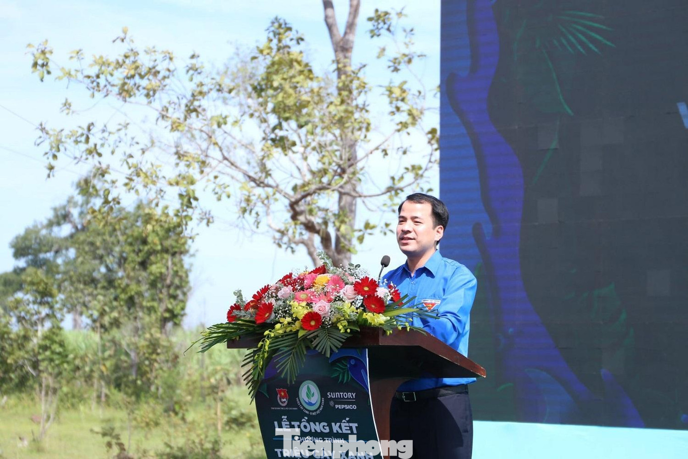 Anh Ngô Văn Cương, Bí thư Trung ương Đoàn phát biểu tại buổi lễ Anh Ngô Văn Cương, Bí thư Trung ương Đoàn phát biểu tại buổi lễ