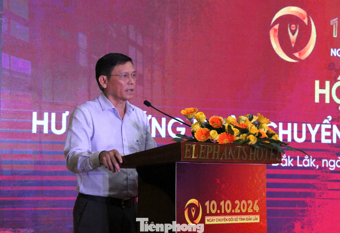 Ông Nguyễn Tuấn Hà - Phó Chủ tịch Thường trực UBND tỉnh Đắk Lắk phát biểu tại hội nghị Ông Nguyễn Tuấn Hà - Phó Chủ tịch Thường trực UBND tỉnh Đắk Lắk phát biểu tại hội nghị