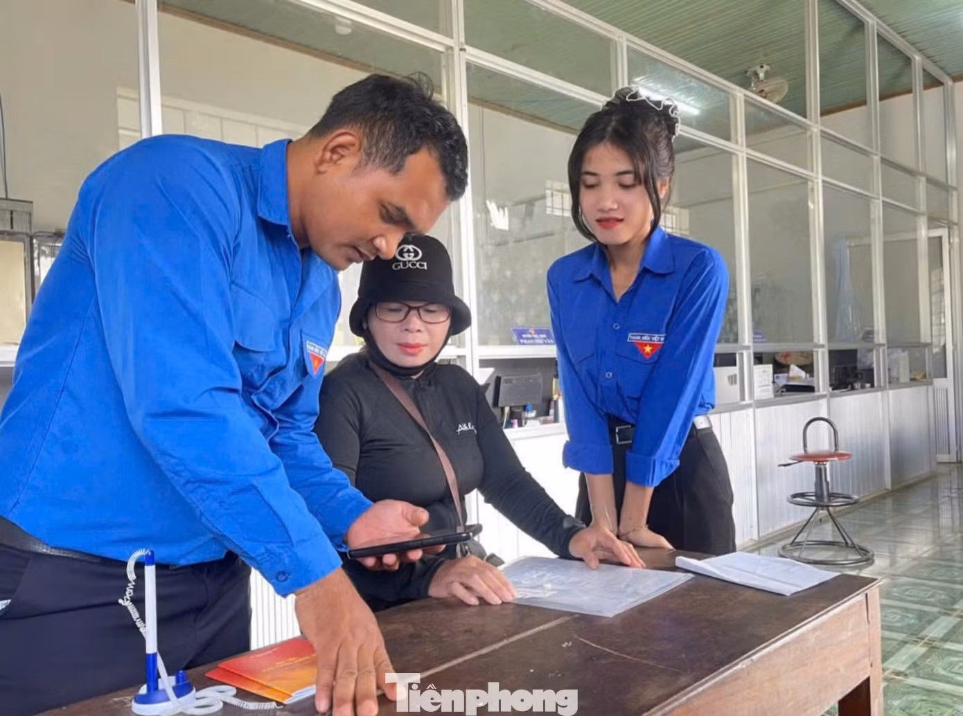 Qua đó, tuyên truyền đến đoàn viên, thanh niên và nhân dân về công tác chuyển đổi số, nâng cao năng lực số cho đoàn viên, thanh niên và nhân dân trên địa bàn huyện. Qua đó, tuyên truyền đến đoàn viên, thanh niên và nhân dân về công tác chuyển đổi số, nâng cao năng lực số cho đoàn viên, thanh niên và nhân dân trên địa bàn huyện.