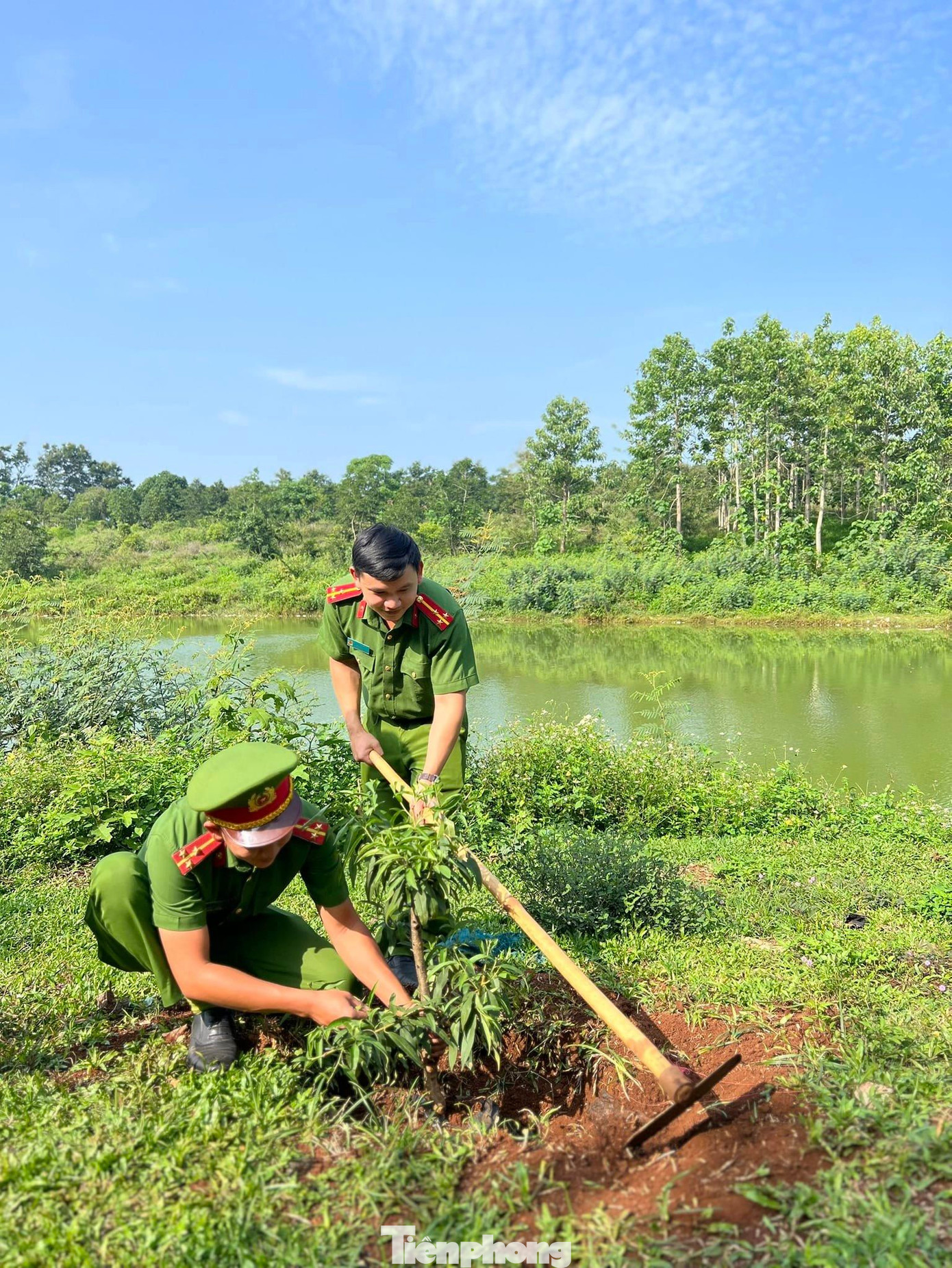 Công trình thể hiện tinh thần xung kích, tình nguyện của lực lượng thanh niên Công trình thể hiện tinh thần xung kích, tình nguyện của lực lượng thanh niên