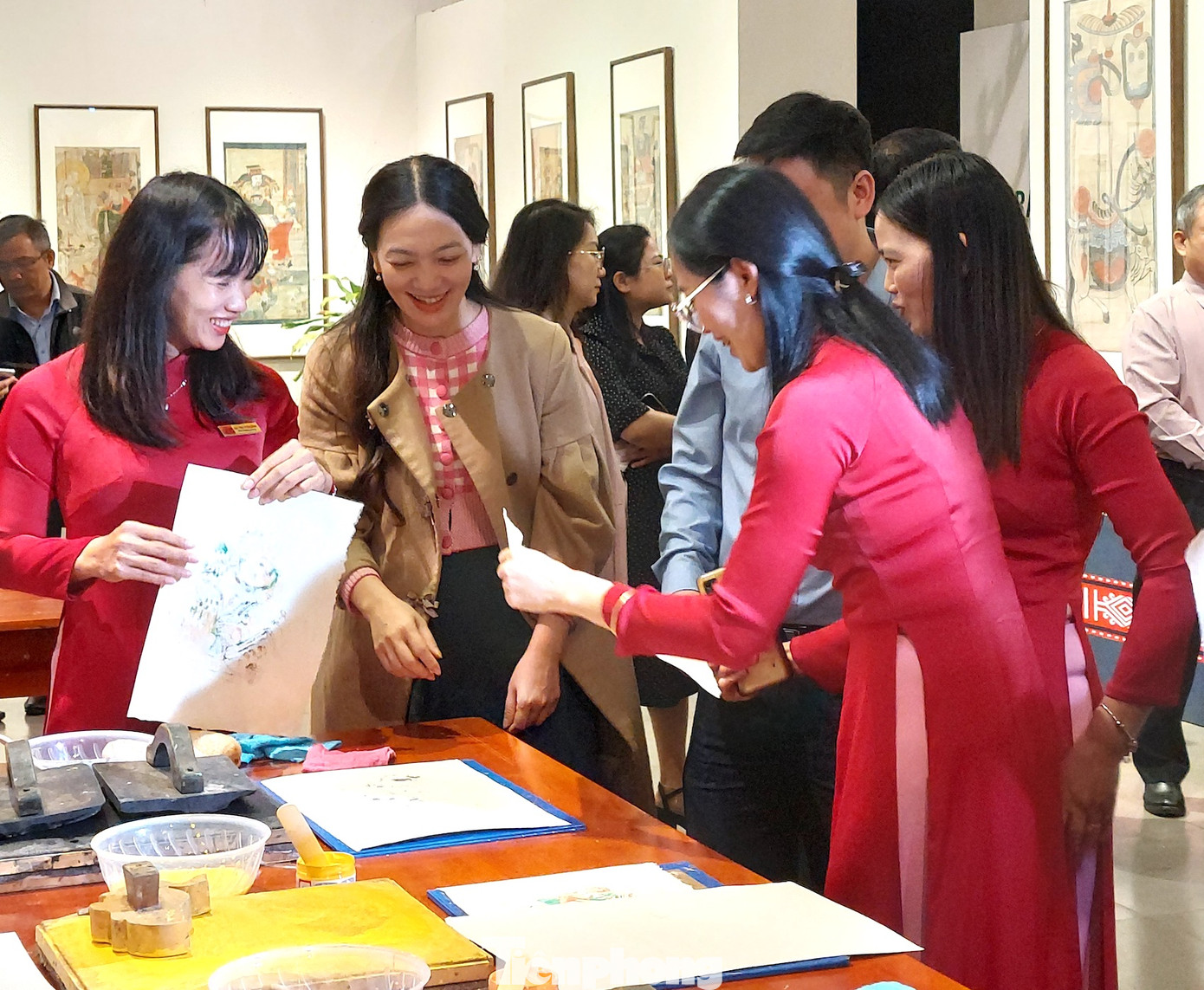 Ông Đinh Một, Giám đốc Bảo tàng Đắk Lắk, cho biết triển lãm nhằm giới thiệu với công chúng những giá trị văn hóa dân gian truyền thống của các dân tộc Việt Nam. Đồng thời cũng là hoạt động vui tươi, phấn khởi chào đón xuân Giáp Thìn và hướng tới chào mừng 94 năm Ngày thành lập Đảng Cộng sản Việt Nam.