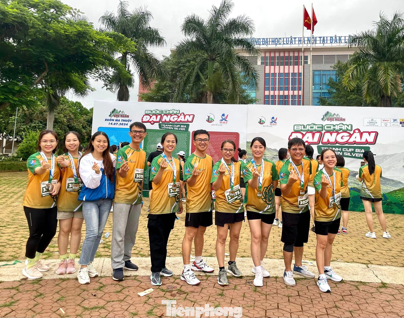 Ngày 14/7, tại TP Buôn Ma Thuột (Đắk Lắk), Hội LHTN Việt Nam TP Buôn Ma Thuột phối hợp cùng câu lạc bộ Đắk Lắk Runners tổ chức giải chạy “Bước chân đại ngàn&quot;.