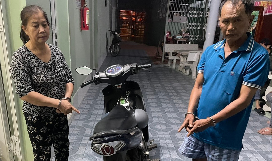 Đối tượng Nguyễn Văn Thình và Đặng Thị Thu Yến khi bị Công an tỉnh Đắk Nông bắt giữ