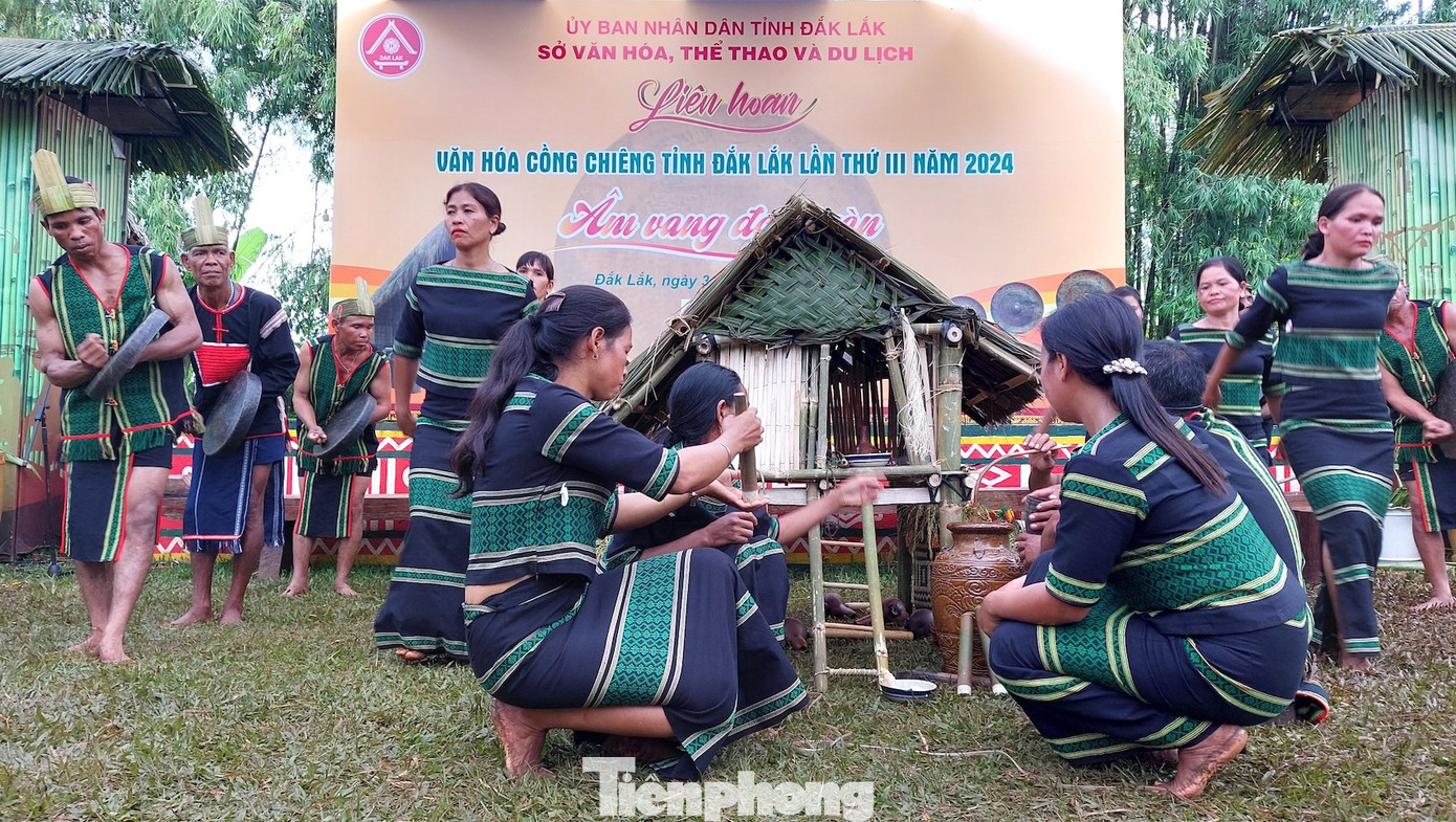 Lễ rước hồn lúa của dân tộc Mnông huyện Lắk. Lễ rước hồn lúa của dân tộc Mnông huyện Lắk.