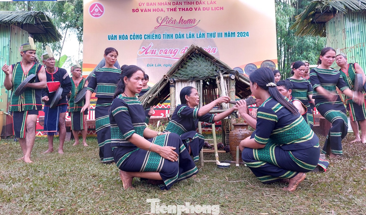 Lễ rước hồn lúa của dân tộc Mnông huyện Lắk. Lễ rước hồn lúa của dân tộc Mnông huyện Lắk.