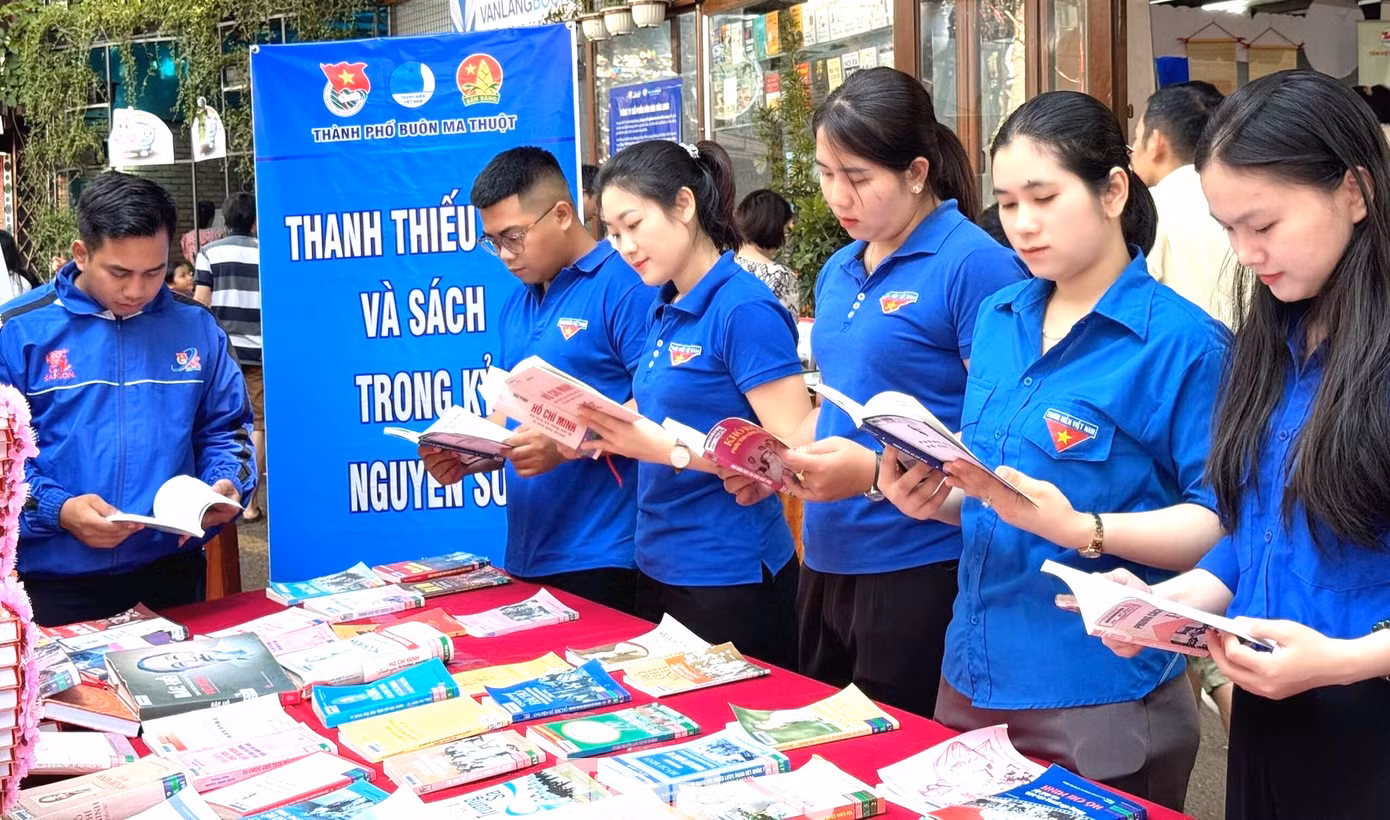 Nhiều hoạt động ý nghĩa của tuổi trẻ TP Buôn Ma Thuột Nhiều hoạt động ý nghĩa của tuổi trẻ TP Buôn Ma Thuột