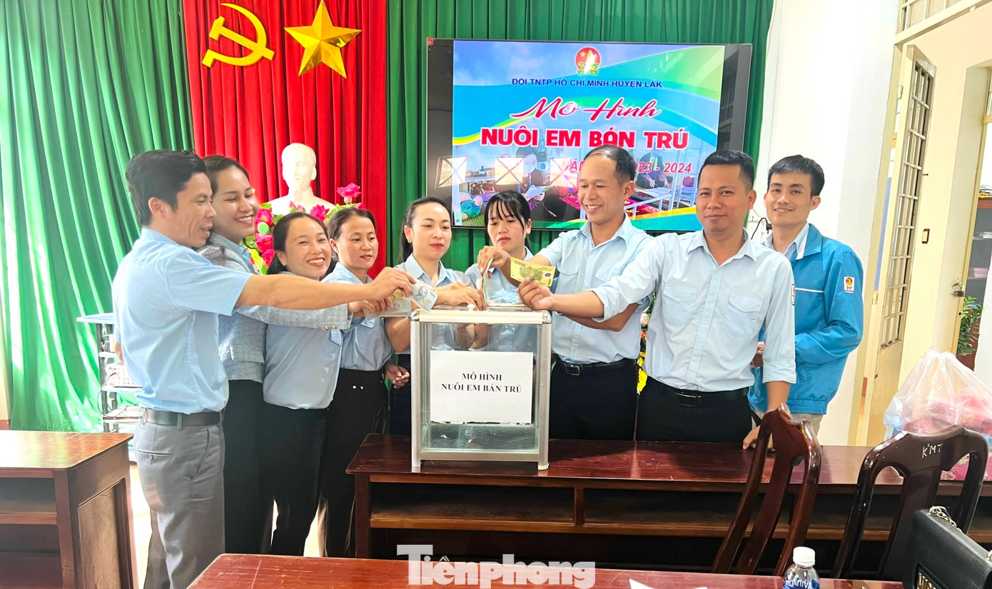 Hội đồng đội huyện Lắk triển khai mô hình nuôi em bán trú Hội đồng đội huyện Lắk triển khai mô hình nuôi em bán trú