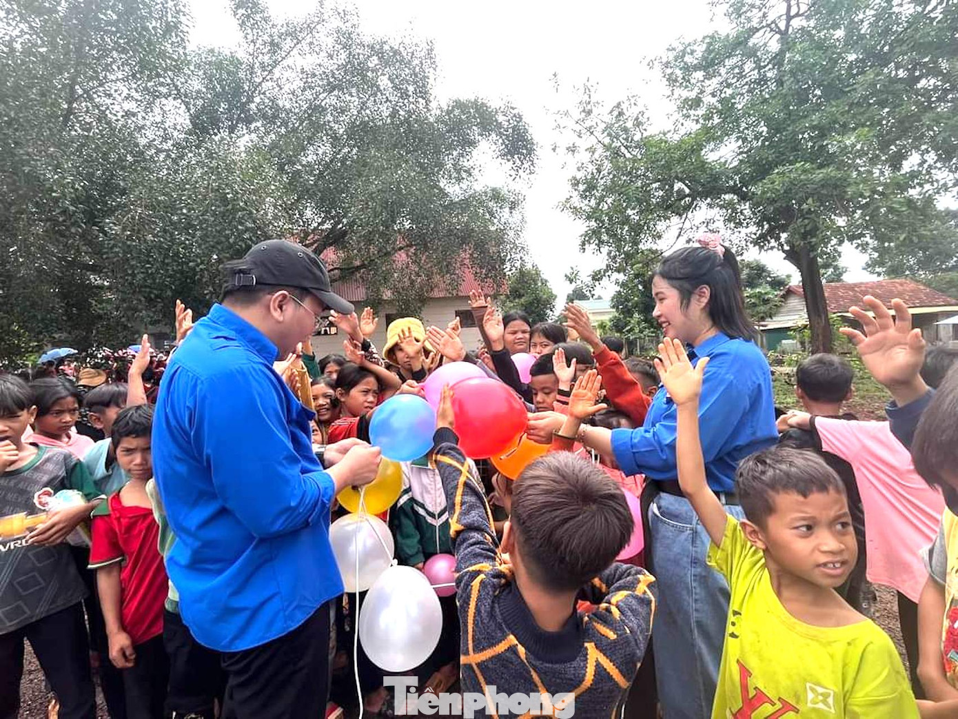 Các hoạt động hướng về cơ sở của đoàn thanh niên Các hoạt động hướng về cơ sở của đoàn thanh niên