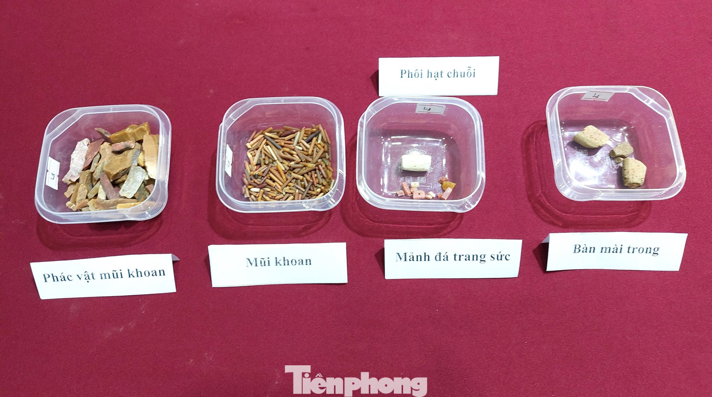 Các hiện vật được tìm thấy trong đợt khai quật lần thứ 3