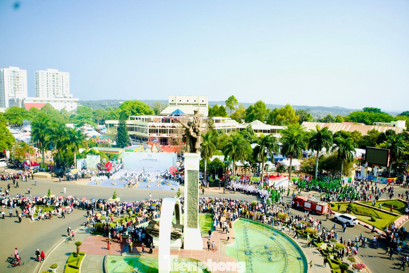 Toàn cảnh Lễ hội đường phố.