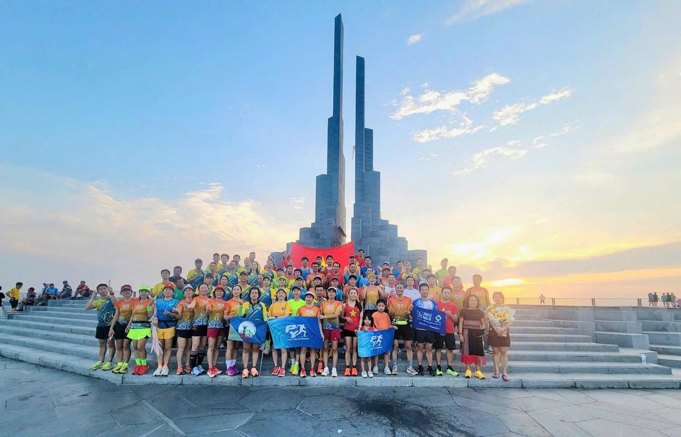 Các vận động viên chạy theo hình thức tiếp sức 11 chặng, với lộ trình dài 206km, xuất phát từ Tượng đài chiến thắng Buôn Ma Thuột (Đắk Lắk) và đích đến là Tháp Nghinh Phong (tỉnh Phú Yên).