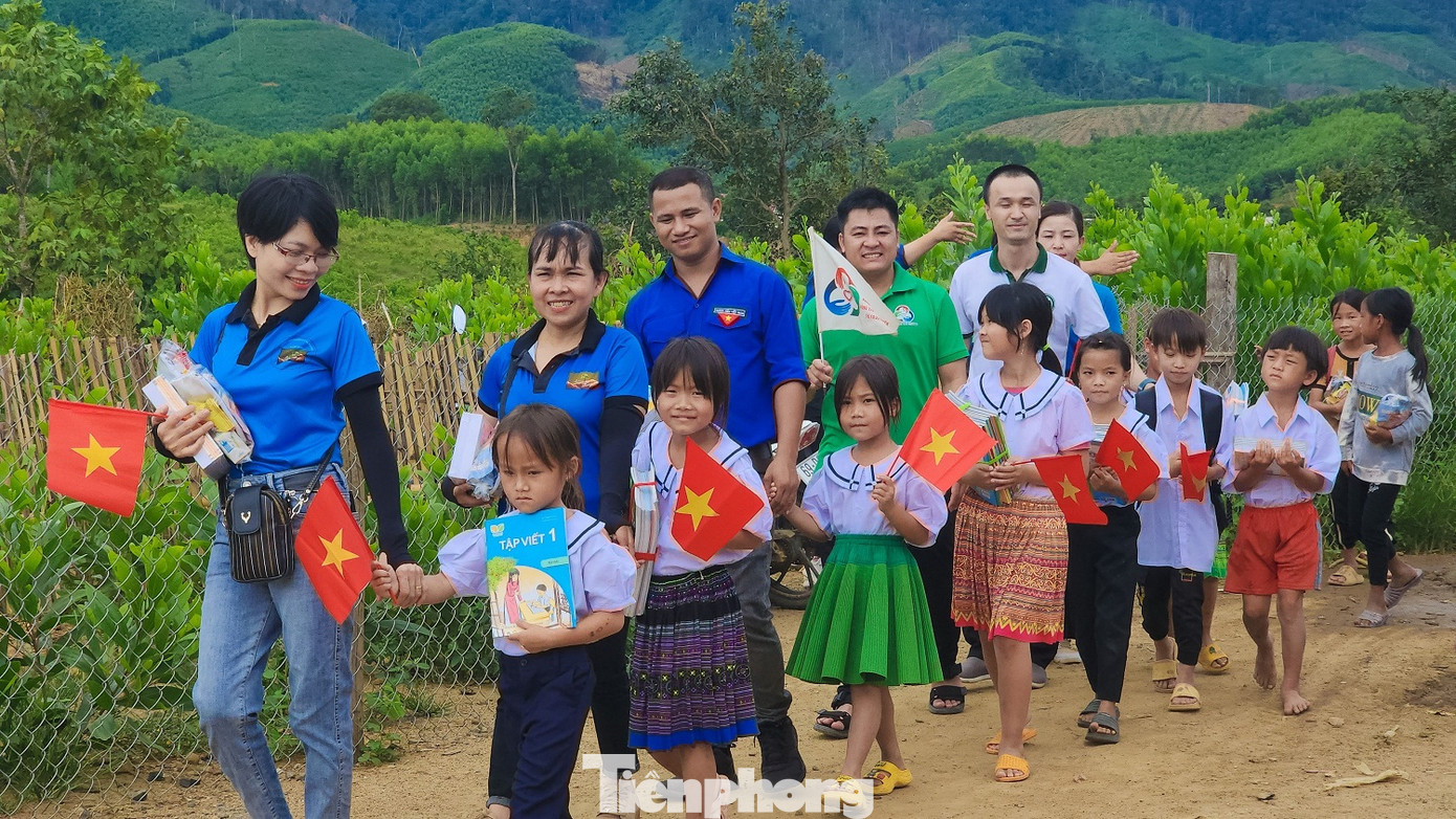 Mới đây, nhóm phối hợp cùng Huyện Đoàn Krông Bông, tỉnh Đắk Lắk và một số đơn vị tổ chức chương trình Cùng em đến trường 2023 tại xã Cư Đrăm. Mới đây, nhóm phối hợp cùng Huyện Đoàn Krông Bông, tỉnh Đắk Lắk và một số đơn vị tổ chức chương trình Cùng em đến trường 2023 tại xã Cư Đrăm.