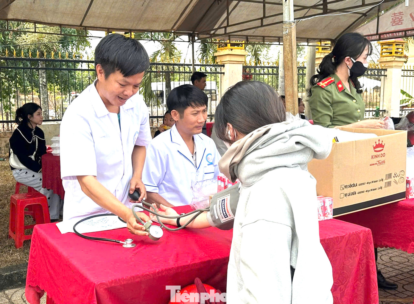 Lượng y tế để hỗ trợ các trường hợp ốm đau, mệt mỏi trên đường về quê đón Tết