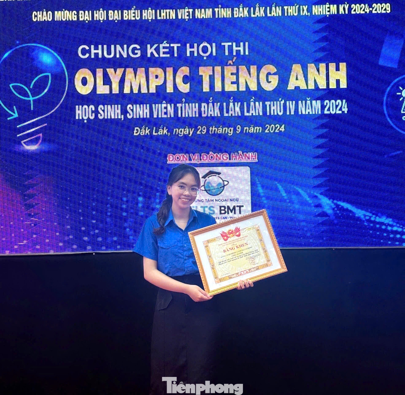 Theo Huyền Trân, để chinh phục danh hiệu này cần tham gia và tích lũy thành tích trên nhiều phương diện, làm sao để cân bằng giữa việc học và tham gia các hoạt động.